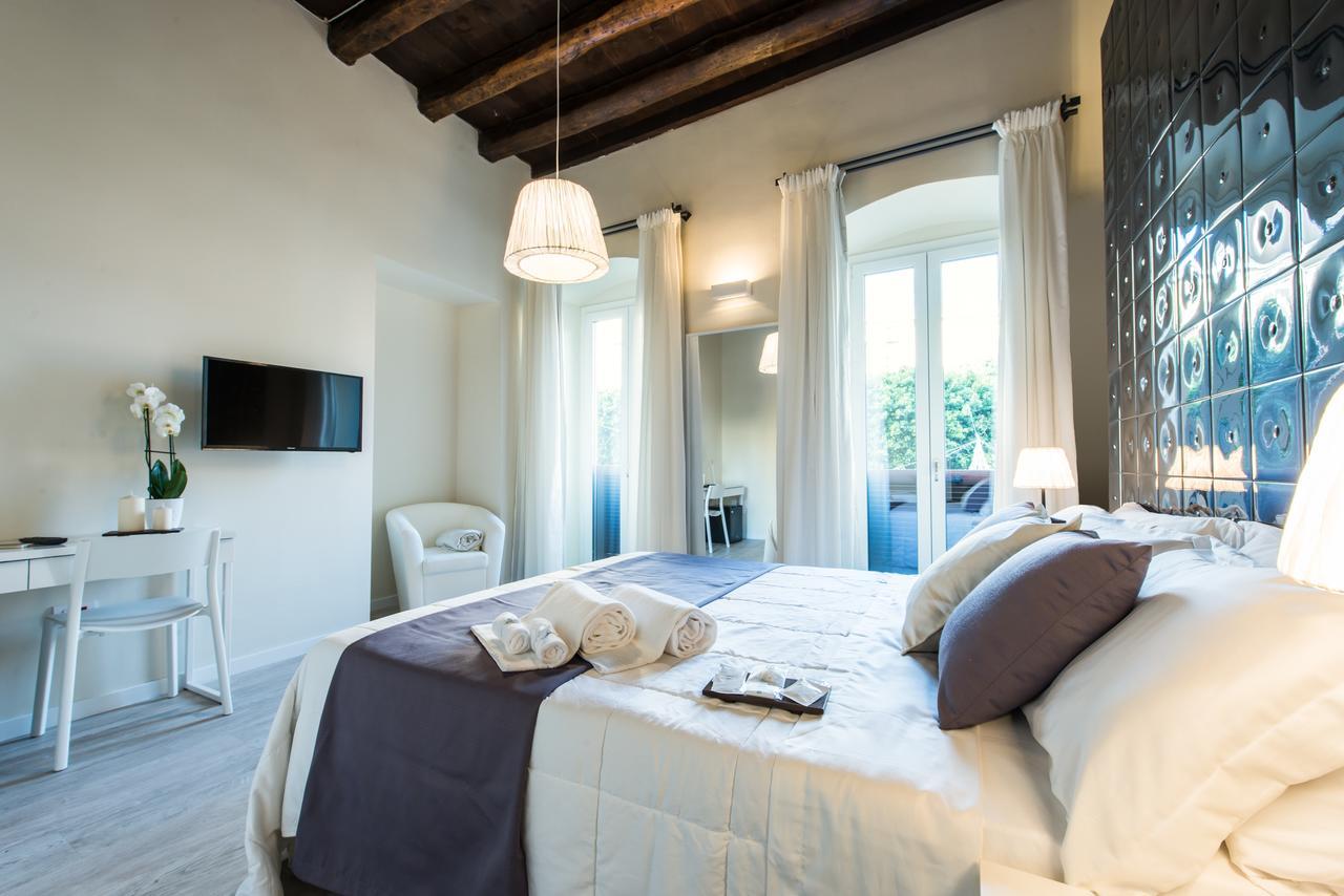 Luxuryenne Otel Cagliari Dış mekan fotoğraf